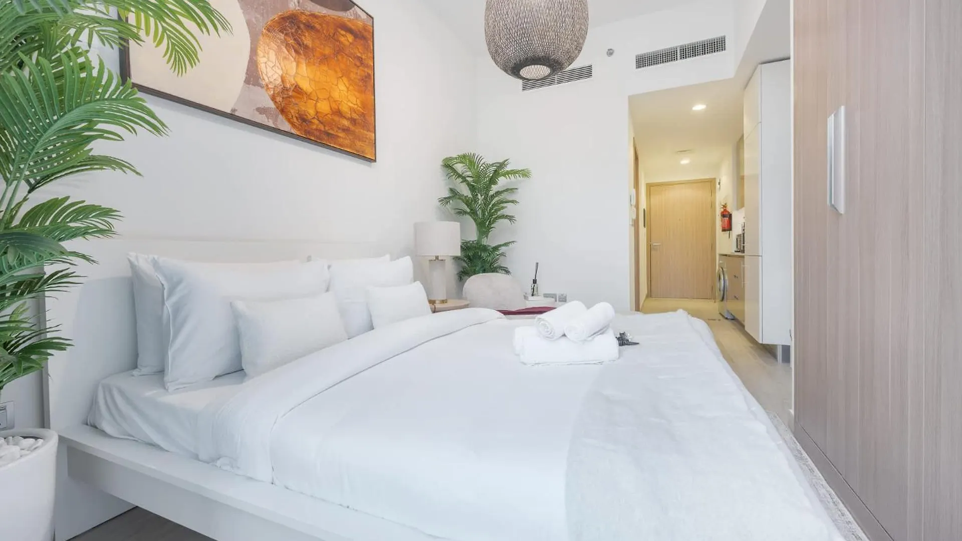 A Spectacular Studio In Azizi Riviera 1 Dubai 0*,  Vereinigte Arabische Emirate