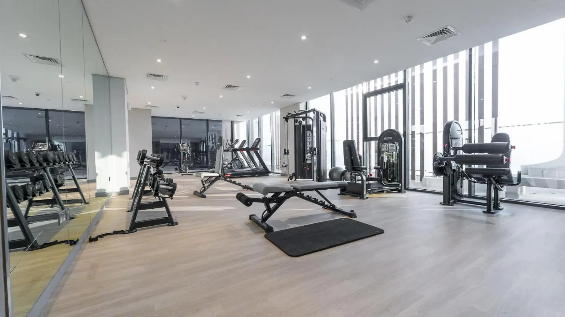 A Spectacular Studio In Azizi Riviera 1 Dubai 0*,